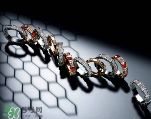 寶格麗靈蛇之戒多少錢？寶格麗蛇形戒指專柜價格