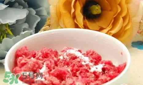 2歲寶寶不愛吃肉怎么辦?2歲寶寶為什么不愛吃肉? 2歲寶寶不愛吃肉怎么辦?2歲寶寶為什么不愛吃肉?