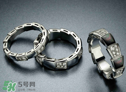 寶格麗靈蛇之戒是什么材質(zhì)？寶格麗蛇形戒指是金的嗎？