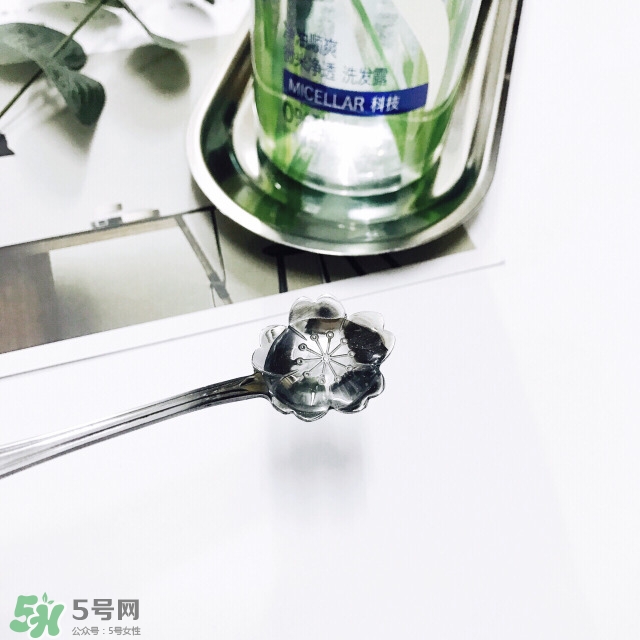 飄柔微米凈透系列綠色和紅色區(qū)別？飄柔微米凈透系列怎么用