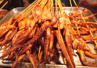 鐵板魷魚有營養(yǎng)嗎？鐵板魷魚對身體有害嗎