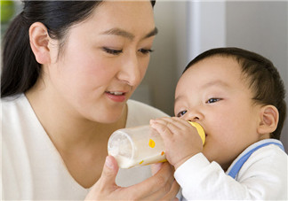 嬰兒吐奶和氙氣有關(guān)系嗎？氙氣會(huì)影響嬰兒吐奶嗎？