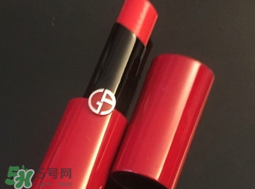 阿瑪尼小細(xì)紅管唇膏怎么樣_阿瑪尼2017細(xì)管唇膏好用嗎 阿瑪尼小細(xì)紅管唇膏怎么樣_阿瑪尼2017細(xì)管唇膏好用嗎