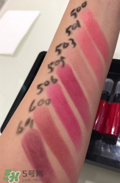 阿瑪尼細(xì)管紅管唇膏色號(hào)_阿瑪尼2017紅管唇膏試色圖 阿瑪尼細(xì)管紅管唇膏色號(hào)_阿瑪尼2017紅管唇膏試色圖