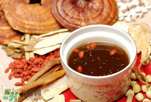 三伏天喝中藥好嗎？三伏天為什么不能喝中藥？