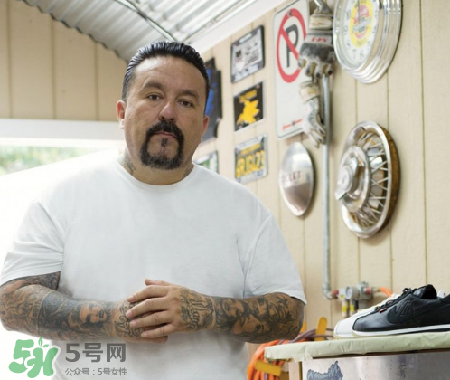 mister cartoon與nike cortez45周年聯(lián)名鞋子多少錢？