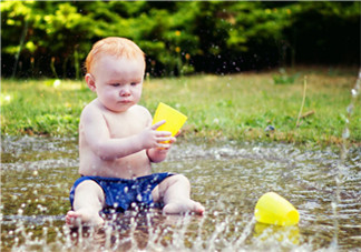 小孩玩水多久合適？小孩多久玩一次水好？