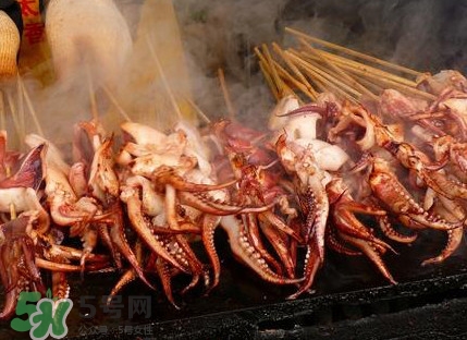 鐵板魷魚(yú)一串成本多少？魷魚(yú)怎么做好吃