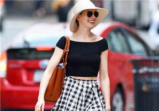 百褶裙怎么搭配好看？百褶裙配什么衣服好看？