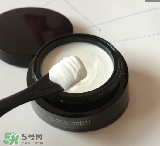 阿瑪尼黑鑰匙眼霜多少錢？阿瑪尼黑鑰匙眼霜專柜價(jià)格