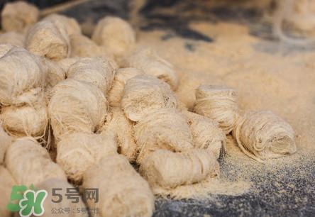 龍須糖多少錢一盒？龍須酥和龍須糖的區(qū)別