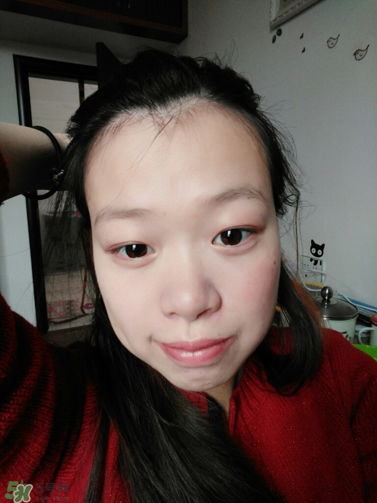 candymoyo膜玉珠光腮紅棒怎么樣_好用嗎 candymoyo膜玉珠光腮紅棒怎么樣_好用嗎