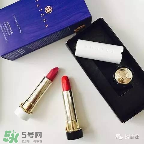 tatcha梅子粉好看嗎？tatcha白管口紅梅子粉試色