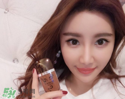 葵兒唇釉怎么區(qū)分真假？?葵兒唇釉真假對比