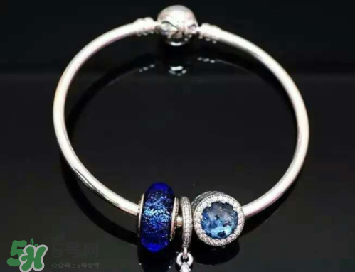 潘多拉手鏈好還是手鐲好？pandora手鏈和手鐲哪個比較好看？