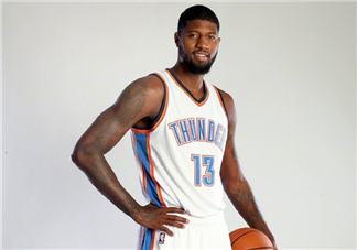 保羅喬治雷霆定妝照上腳穿的球鞋是什么型號(hào)？