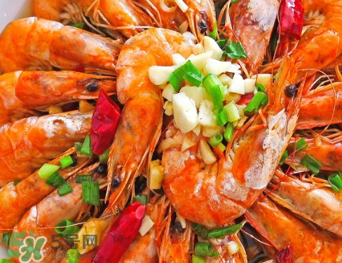 三伏貼可以吃蝦嗎？貼三伏貼可以吃龍蝦嗎？