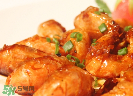 三伏貼可以吃蝦嗎？貼三伏貼可以吃龍蝦嗎？