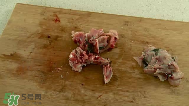 貼三伏貼可以吃魚嗎？貼三伏貼可以吃什么魚？