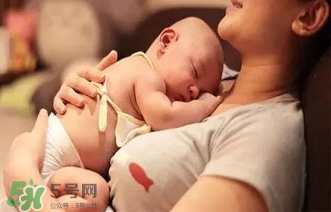 三伏天坐月子吃什么？三伏天坐月子可以開空調(diào)嗎？