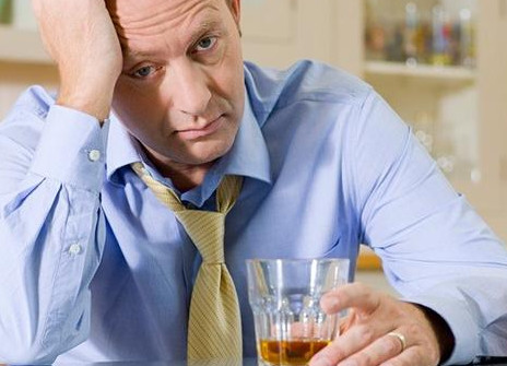 痔瘡不治會變成直腸癌嗎？直腸癌常見并發(fā)癥有哪些？