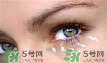 白天可以用眼霜嗎?白天用眼霜會怎么樣? 白天可以用眼霜嗎?白天用眼霜會怎么樣?