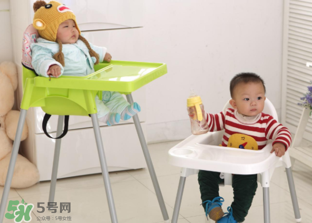兒童餐椅用到幾歲？?jī)和鸵味啻箝_(kāi)始用？