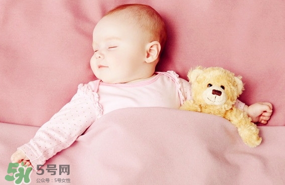 三伏灸小孩可以灸嗎？寶寶多大可以灸三伏灸？