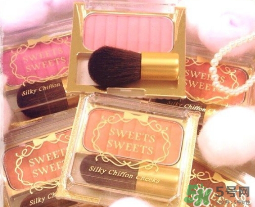 sweets sweets腮紅色號(hào)試色 sweets sweets腮紅試色圖 sweets sweets腮紅色號(hào)試色 sweets sweets腮紅試色圖