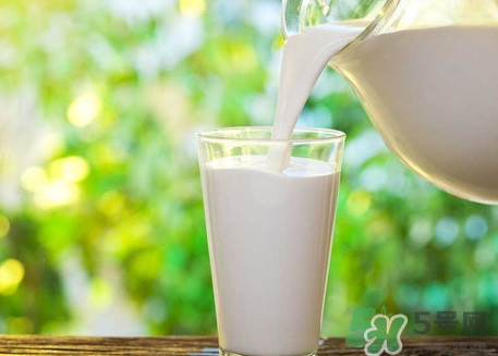 巴氏奶為什么那么貴？巴氏奶和常溫奶哪個好