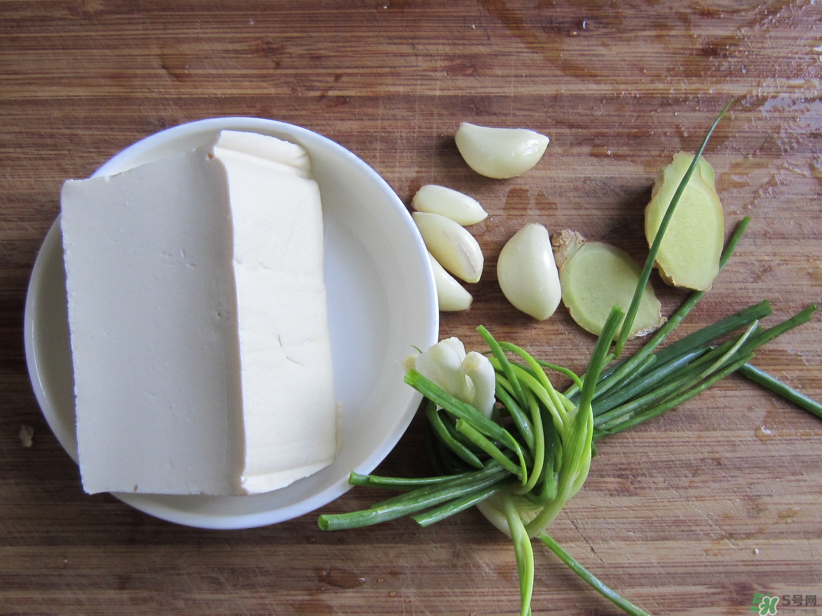 三伏灸可以吃魚(yú)嗎？三伏灸可以吃什么魚(yú)？