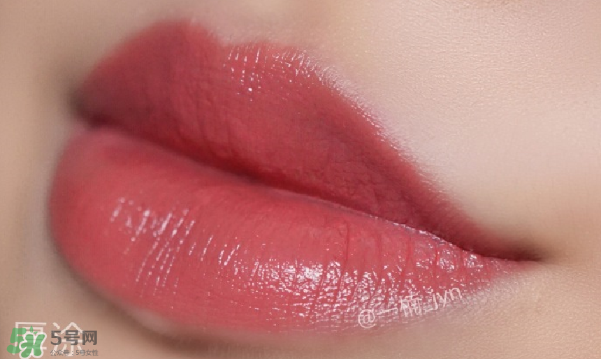 適合夏天用的口紅顏色推薦 適合夏天的口紅試色 適合夏天用的口紅顏色推薦 適合夏天的口紅試色
