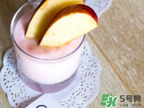 酸奶飯前喝還是飯后喝好？酸奶早上喝好還是晚上喝好