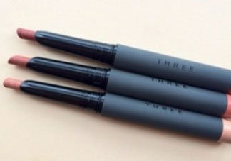 three愛(ài)無(wú)限唇彩筆色號(hào)_試色圖