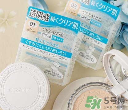 倩麗粉餅和棉花糖粉餅哪個好？倩麗粉餅棉花糖對比