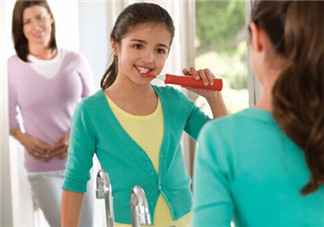 電動(dòng)牙刷寶寶適合用嗎？?jī)和m合用電動(dòng)牙刷嗎？