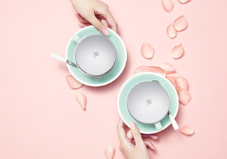 蘭蔻和雅詩蘭黛氣墊哪個好用？蘭蔻和雅詩蘭黛氣墊對比