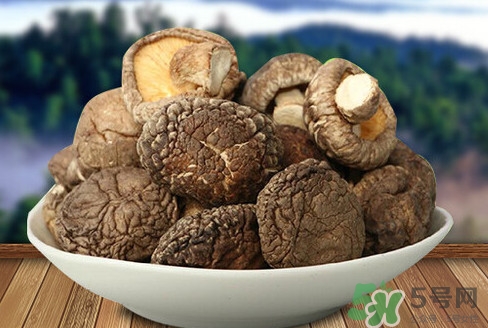 什么病不能吃香菇？香菇不能和什么一起吃