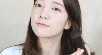 腮紅顏色適合什么膚色 膚色偏黃適合什么顏色的腮紅 腮紅顏色適合什么膚色 膚色偏黃適合什么顏色的腮紅