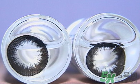隱形眼鏡干了怎么辦？隱形眼鏡可以用礦泉水泡嗎