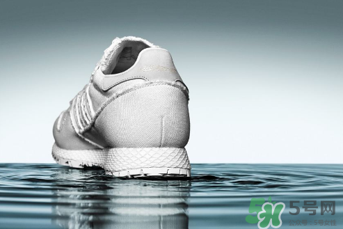 daniel arsham與adidas聯(lián)名new york運(yùn)動(dòng)鞋多少錢_怎么買？