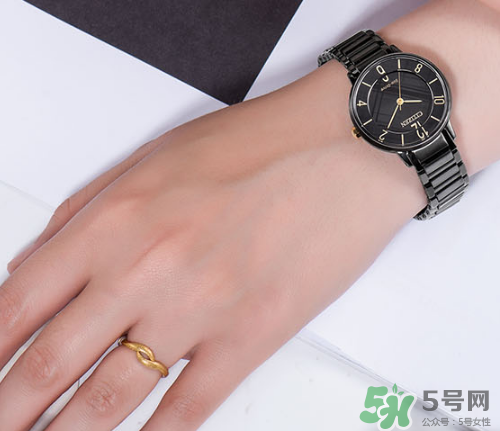 西鐵城hebe田馥甄簽名款腕表多少錢？西鐵城小黑表價(jià)格