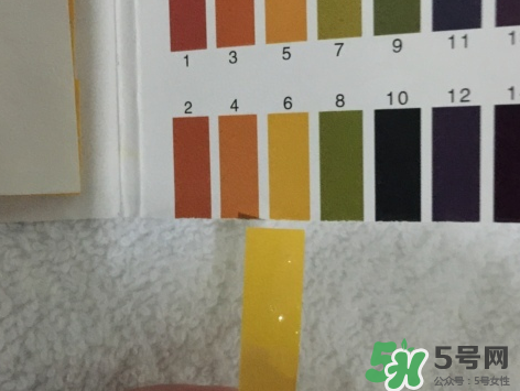 eve女性護理液粉色瓶和藍色瓶有什么區(qū)別？