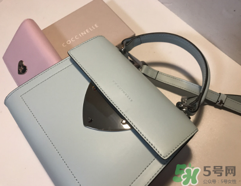 coccinelle是什么牌子_哪個(gè)國(guó)家的_什么檔次？