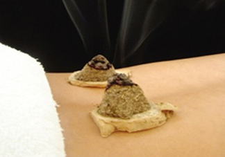 艾灸貼后有水泡怎么辦？貼艾灸貼應(yīng)注意些什么？