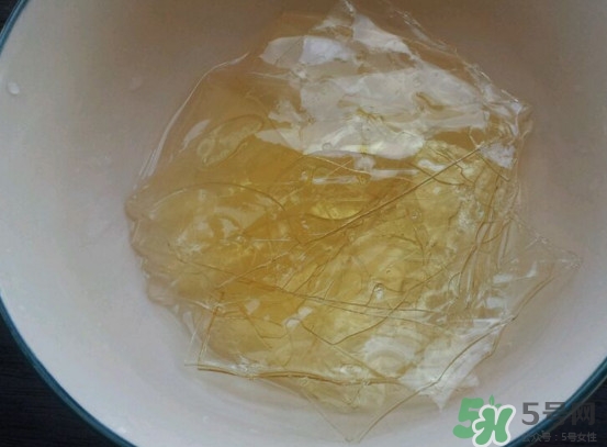 吉利丁片可以做什么？吉利丁片用什么水泡