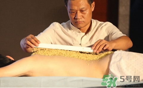 三伏灸一次做多長(zhǎng)時(shí)間？三伏灸用新生姜好還是老的好