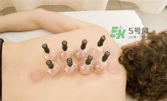 下雨天可以拔罐嗎？下雨天拔罐有影響嗎？