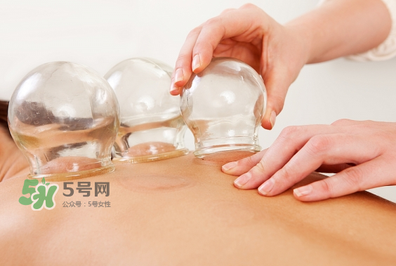 下雨天可以拔罐嗎？下雨天拔罐有影響嗎？