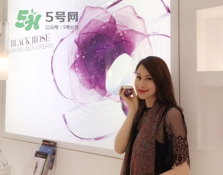 希思黎玫瑰煥采精華露怎么樣_好用嗎 希思黎玫瑰煥采精華露怎么樣_好用嗎